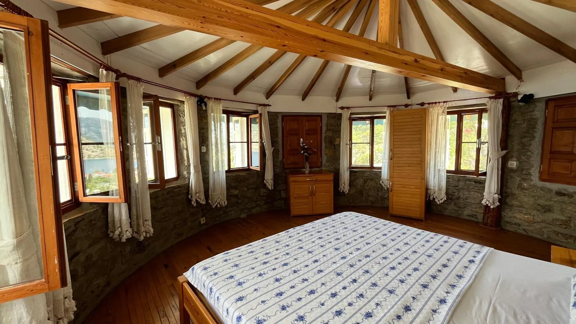 Vila Kule Degirmen Deniz Manzarali Tas Ev Marmaris